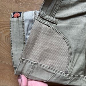 Women’s maternity pant kaki